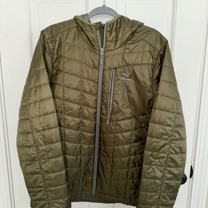 L.L. Bean Men's Forest Green PrimaLoft Packaway Jacket